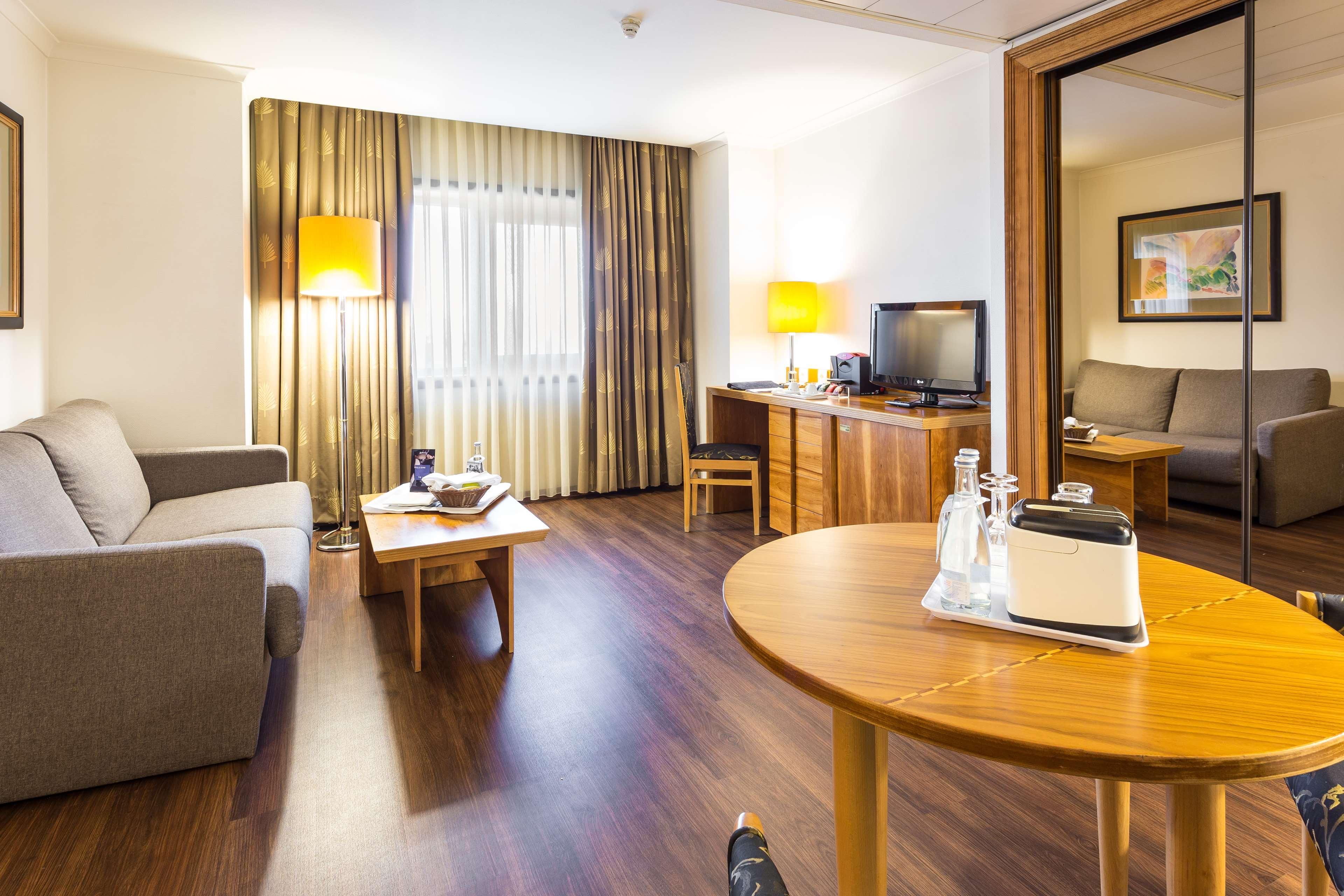 Radisson Blu Hotel Lisbona Esterno foto