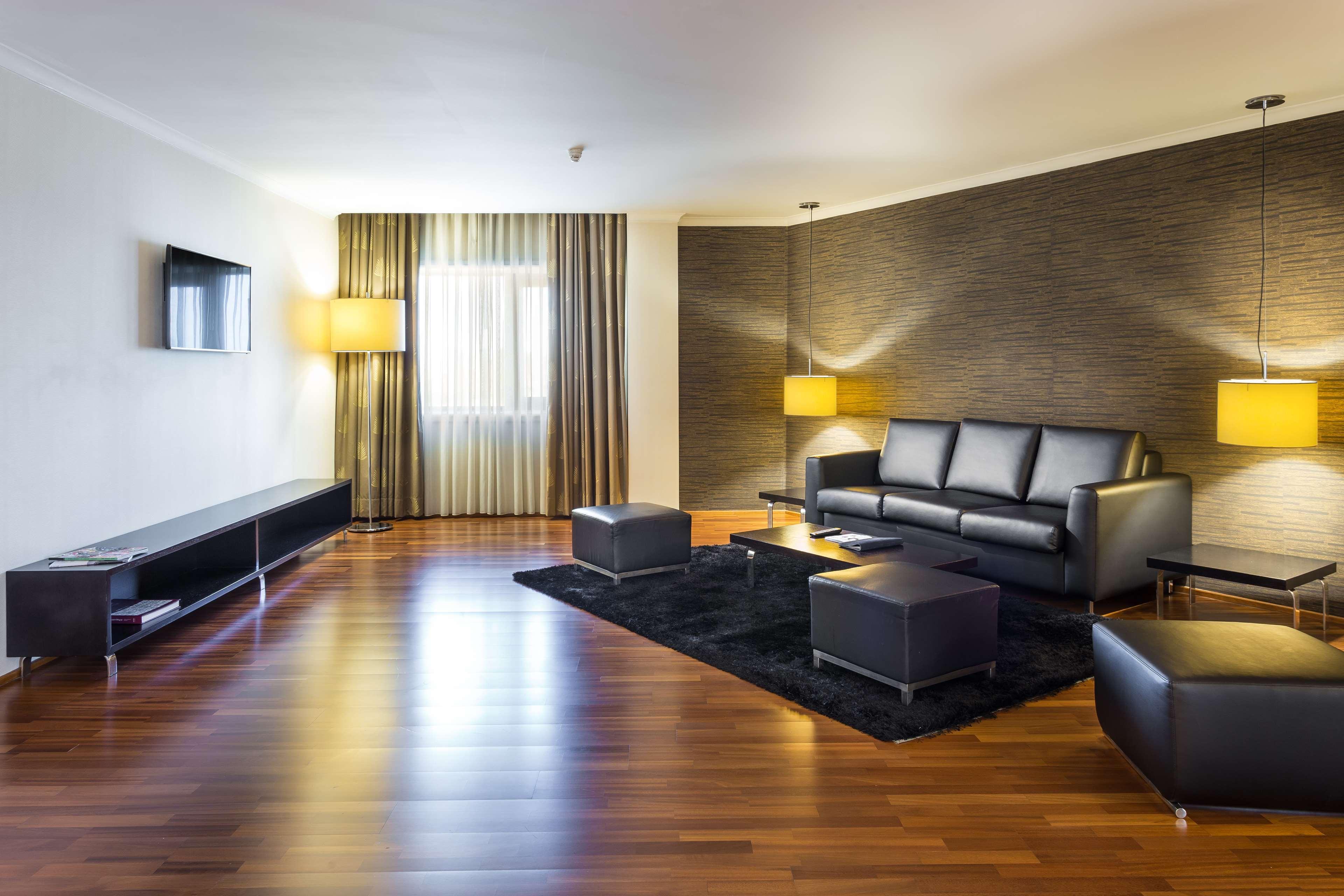 Radisson Blu Hotel Lisbona Esterno foto